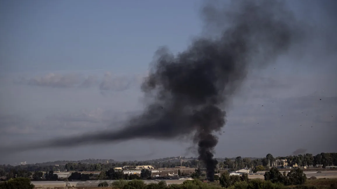 22 Israelis killed, 500 injured, 35 soldiers arrested after Hamas paragliding into Israel